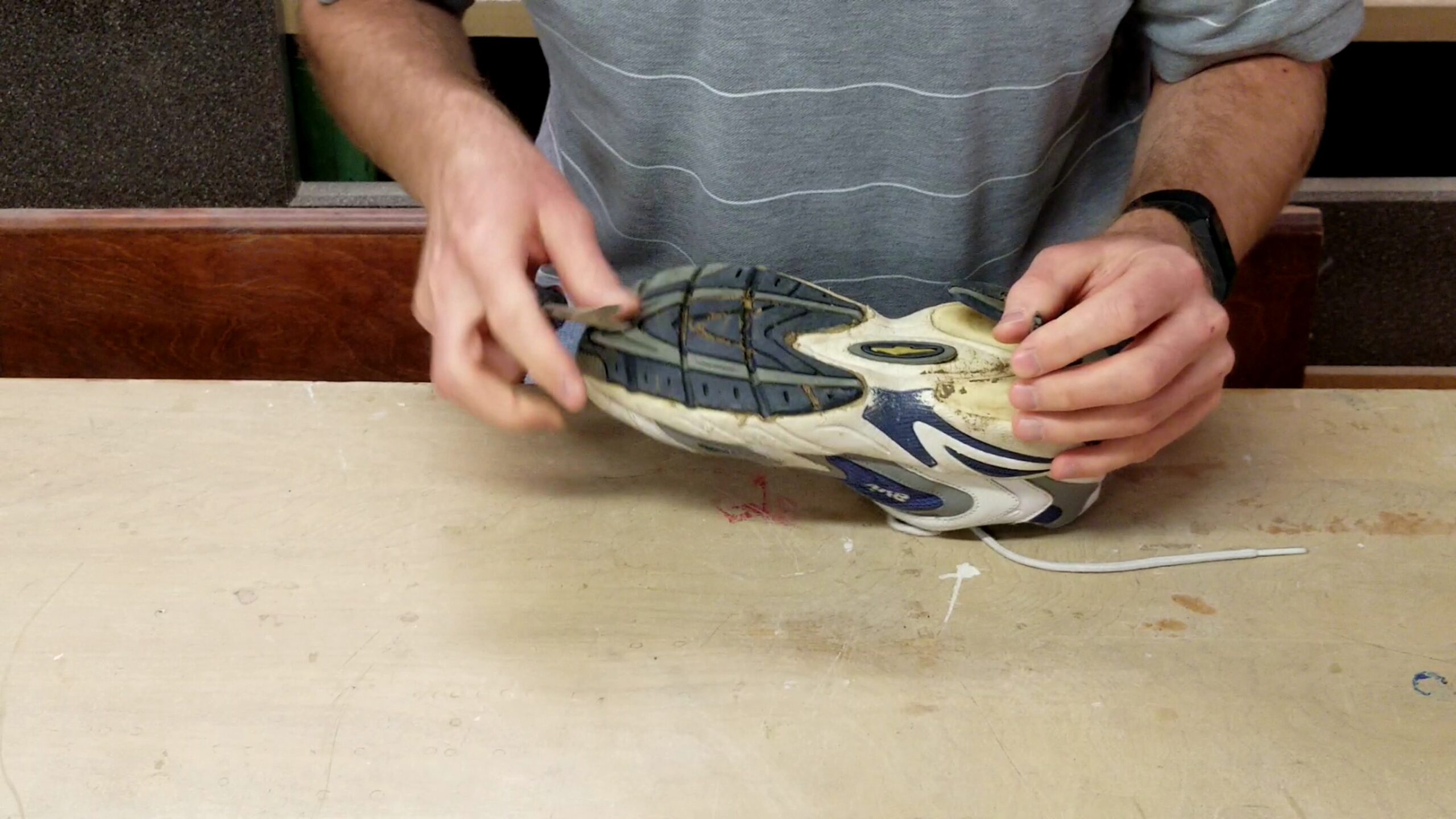 How To Fix Shoe Sole Coming Off - Best Design Idea