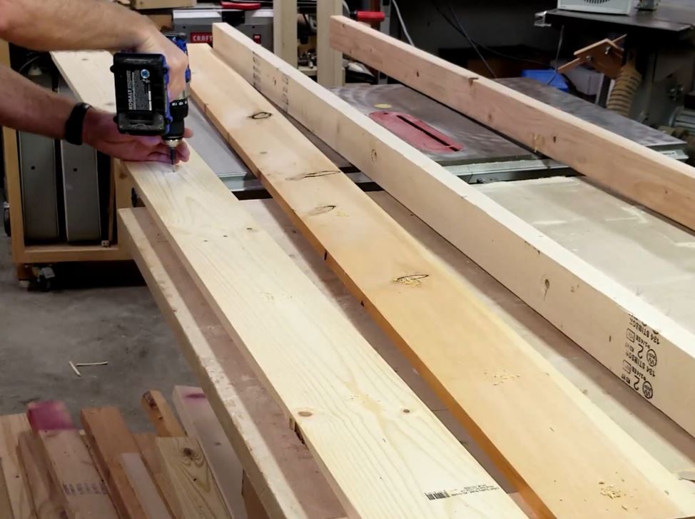 Home made router sled, learned this here. New to woodworking and no wood  shop. : r/woodworking